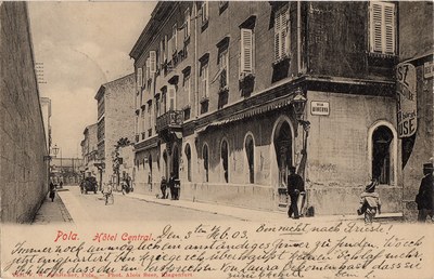 Pola : Hotel Central