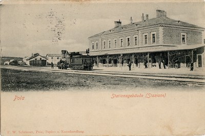 Pola : Stationsgebäüde = (Stazione)