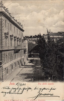 Pola : Via delle Scuole