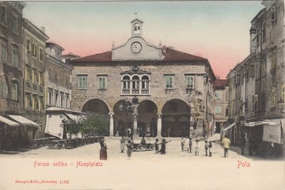 Pola : Forum antiko = Hauptplatz
