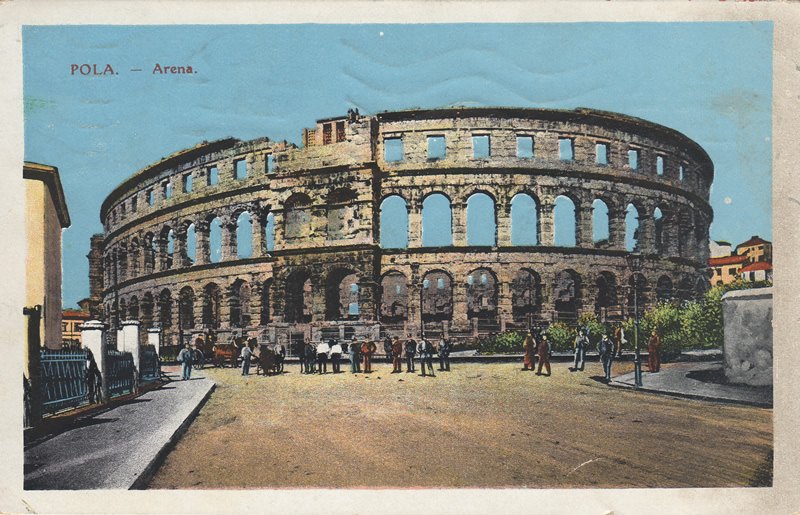 Pola : Arena