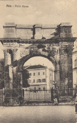Pola : Porta Aurea