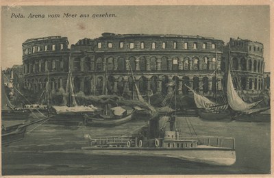 Pola : Arena vom Meer aus gesehen