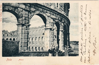 Pola : Arena