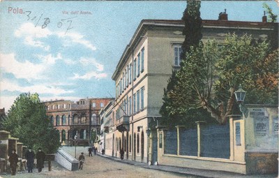 Pola : Via dell'Arena