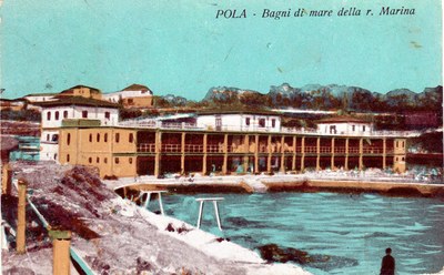 Pola : bagni di mare della r. Marina