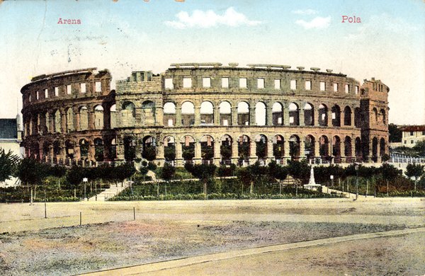 Pola : Arena