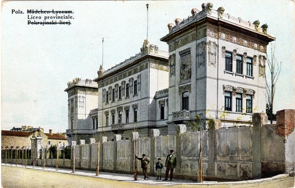 Mӓdchen Lyzeum = Liceo provinciale = Pokrajinski licej