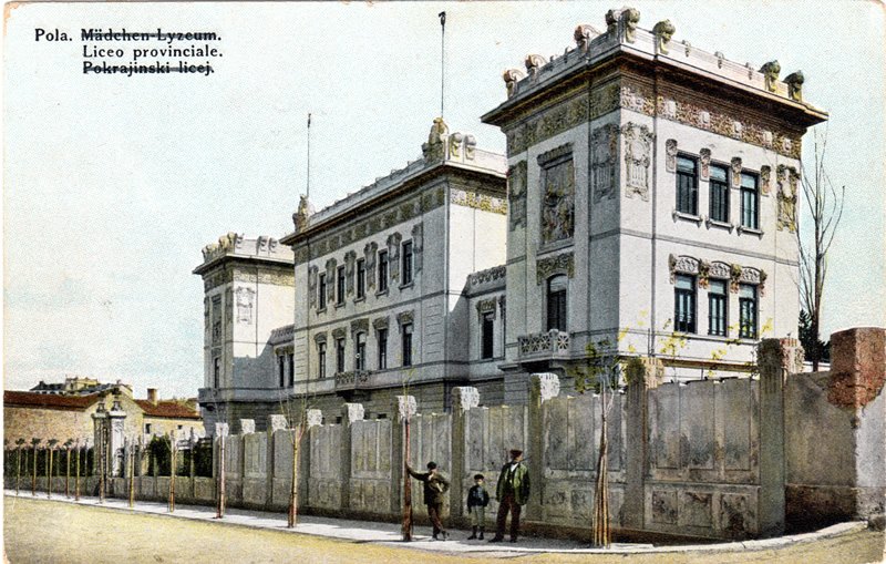 Mӓdchen Lyzeum = Liceo provinciale = Pokrajinski licej