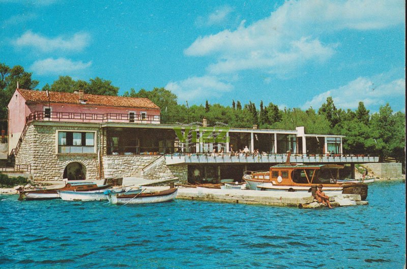 114 Front