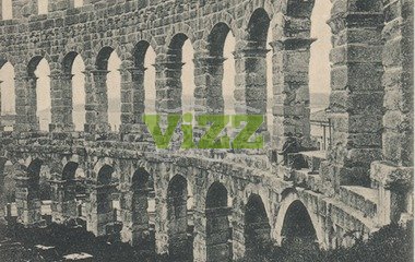 Pola: Arena lice